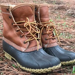 Beautiful L.L Bean Shearling lines Duck Boots